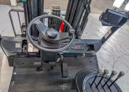 Montacargas diésel 2026  LiuGong CLG2050H/L (9)