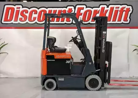 4-Wheel Electric 2022  Toyota 8FBC18U (1)