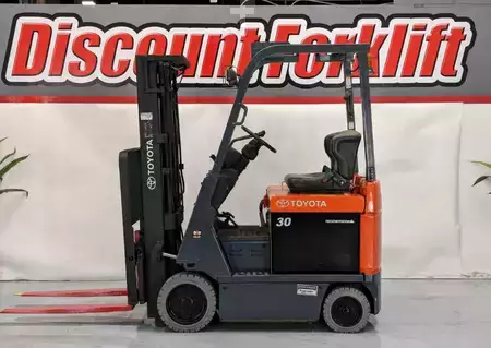 4-Wheel Electric 2022  Toyota 8FBC18U (2)
