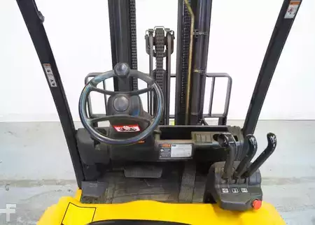 3-Wheel Electric 2008  Yale ERP030VTN (9)