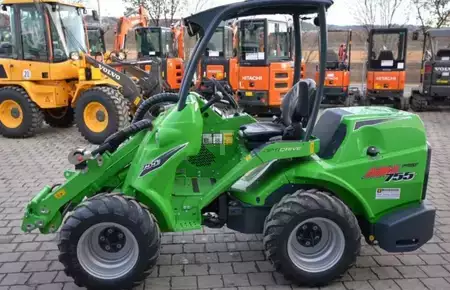 Misceláneos 2024  Avant 755i (2)