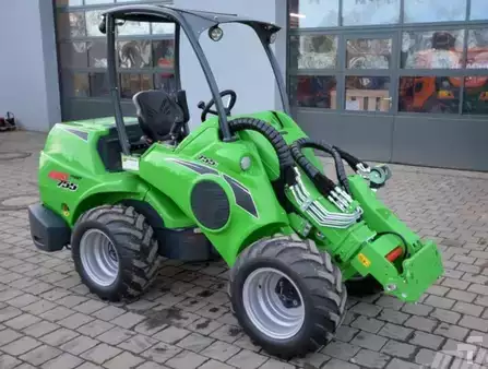 Misceláneos 2024  Avant 755i (4)
