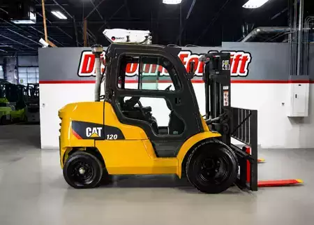Montacargas diésel 2017  CAT Lift Trucks DP55N1 (1)