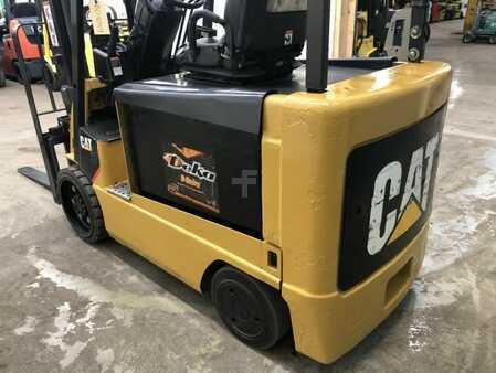 Eléctrica de 4 ruedas 2009  CAT Lift Trucks E6000 (6)