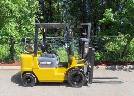 Carretilla elevadora GLP 2002  CAT Lift Trucks GP25K (1)