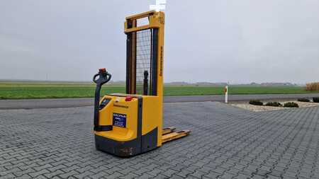 Stapelaars 2007  Jungheinrich EJC Z16 (4)