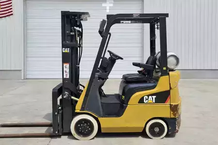 Montacargas GLP 2019  CAT Lift Trucks 2C3500 (1)