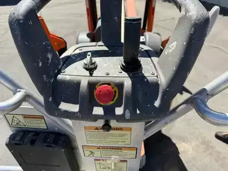 Truck Mounted Forklift 2019  JLG T350 (8)