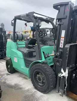 Montacargas GLP 2020  Mitsubishi FG40N (1)