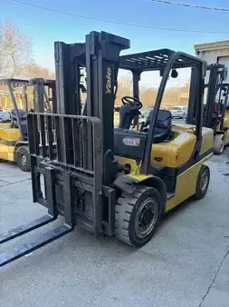Diesel Forklifts 2013  Yale GDP090VX (1)