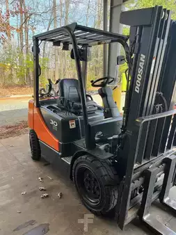 Propane Forklifts 2017  Doosan G30P-5 (1)