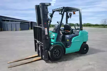 Montacargas GLP 2022  Mitsubishi FG20N (1)