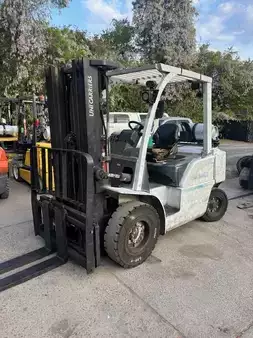 Propane Forklifts 2019  Unicarriers PF80Y (1)