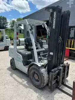Propane Forklifts 2015  Unicarriers PF70 (1)