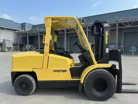 Montacargas diésel 2004  Hyster H110XM (1)