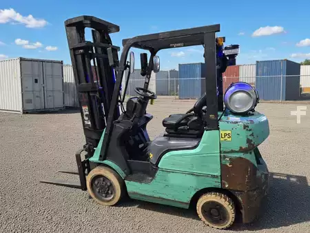 Propane Forklifts 2015  Mitsubishi FGC25N (1)