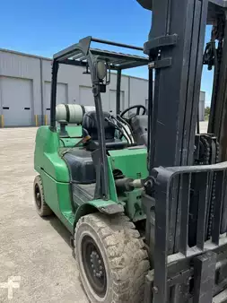 Montacargas GLP 2015  Mitsubishi FG50N (1)