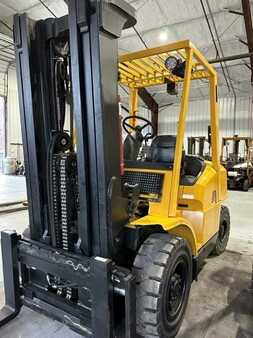 Carretilla elevadora diésel 2005  Hyster H80XM (2)