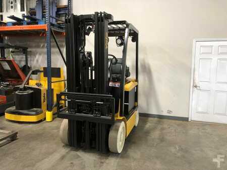 4 Wheels 2010  Yale ERC050VG (2)