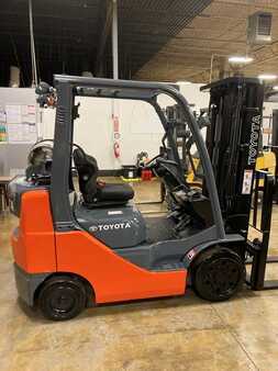 Propane Forklifts 2017  Toyota 8FGCU25 (1)