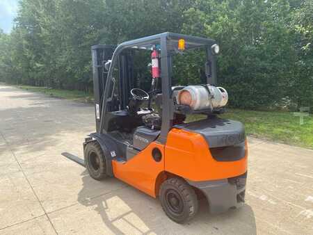 Propane Forklifts 2008  Toyota 8FGU25 (3)