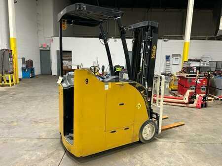 Horizontal order picker 2016  Yale ESC040 (5)