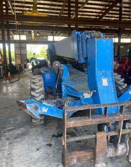 Telehandler Fixed 2014  Genie GTH-1056 (2)