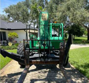 Telehandler Fixed 2014  SkyTrak 10042 (3)