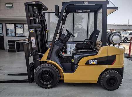 4 Wheels 2018  CAT Lift Trucks GP25N (1)