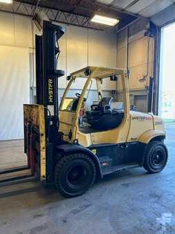 4 Wheels 2011  Hyster H155FT (1)