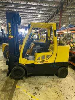 Propane Forklifts 2018  Hyster S120FT-PRS (1)
