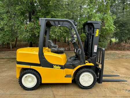 Diesel Forklifts 2009  Yale GDP090VX (1)