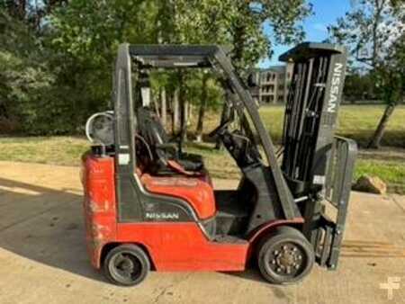 Propane Forklifts 2013  Nissan MCP1F2A25LV (4)
