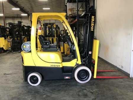 4 Wheels 2014  Hyster S40CT (1)