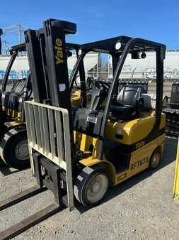 Propane Forklifts 2018  Yale GLC050LX (1)