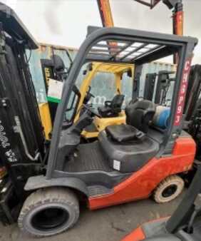 Diesel Forklifts 2014  Toyota 8FGU25 (1)