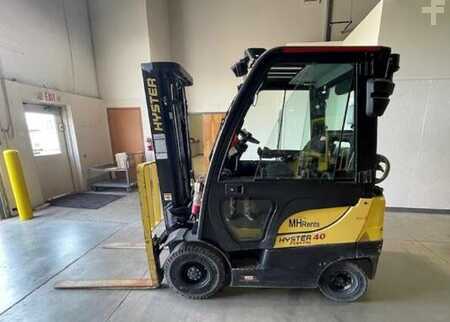 Propane Forklifts 2012  Hyster H40FT (1)