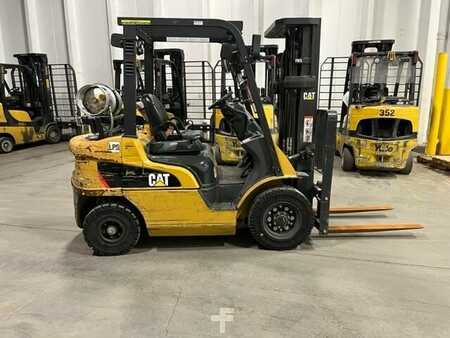 Propane Forklifts 2017  CAT Lift Trucks GP25N (1)