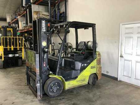 Propane Forklifts 2018  Clark S30CL (1)