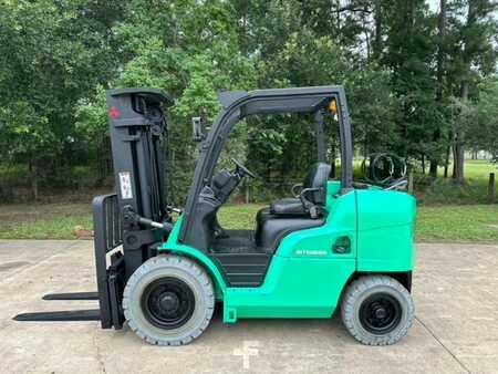 Carretilla elevadora GLP 2014  Mitsubishi FG40N1 (1)