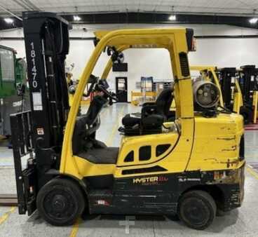 Propane Forklifts 2017  Hyster S80FT (1)