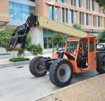 Miscelaneo 2014  JLG G6-42A (1)