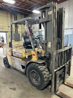 Diesel Forklifts 1997  CAT Lift Trucks DP45 (1)