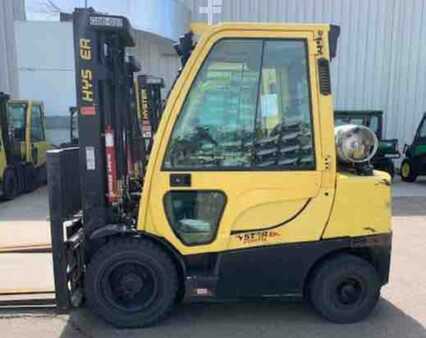 Propane Forklifts 2017  Hyster H60FT (1)