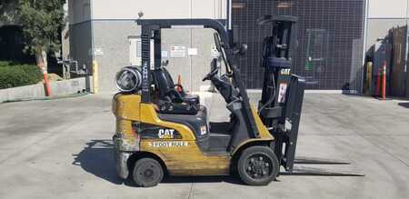 Propane Forklifts 2016  CAT Lift Trucks 2C5000 (1)