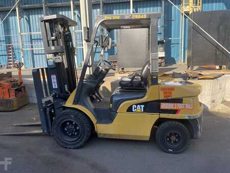 Diesel Forklifts 2016  CAT Lift Trucks DP35N (1)