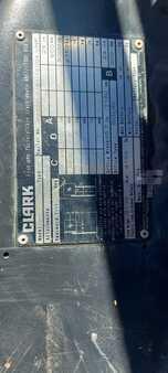 Diesel Forklifts 2021  Clark S25D (15)