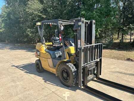 Carretilla elevadora diésel 2015  CAT Lift Trucks DP40N1 (1)