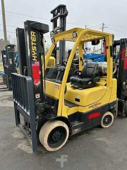 Propane Forklifts 2019  Hyster S60FT (1)