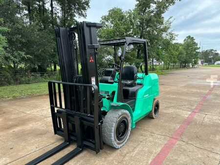Diesel Forklifts 2012  Mitsubishi FG50CN (1)